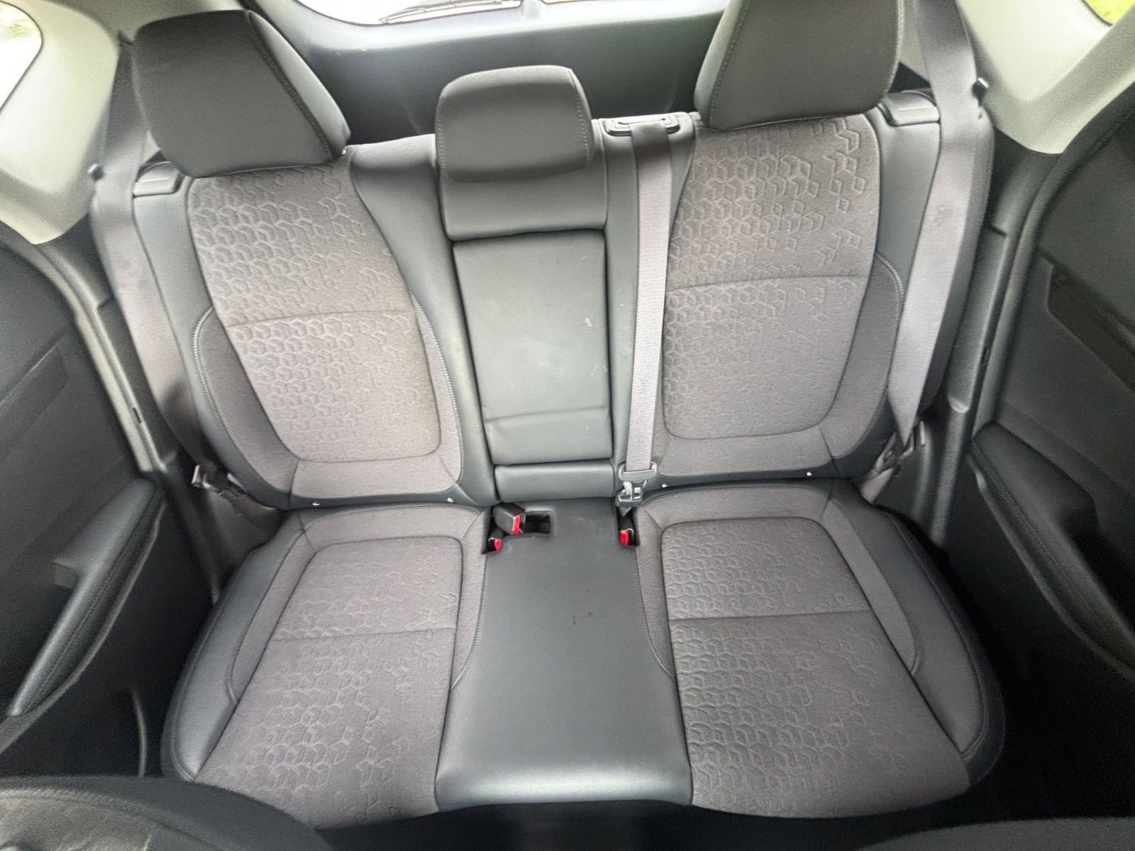 Used 2025 Kia Seltos S FWD image 40