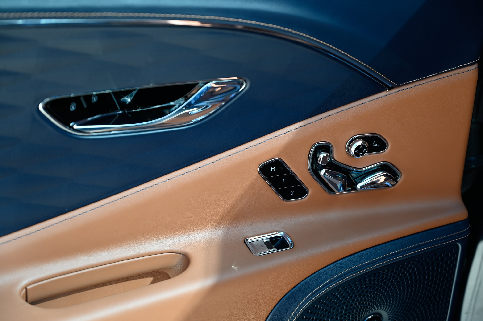 Used 2022 Bentley Flying Spur V8 AWD/4WD image 39