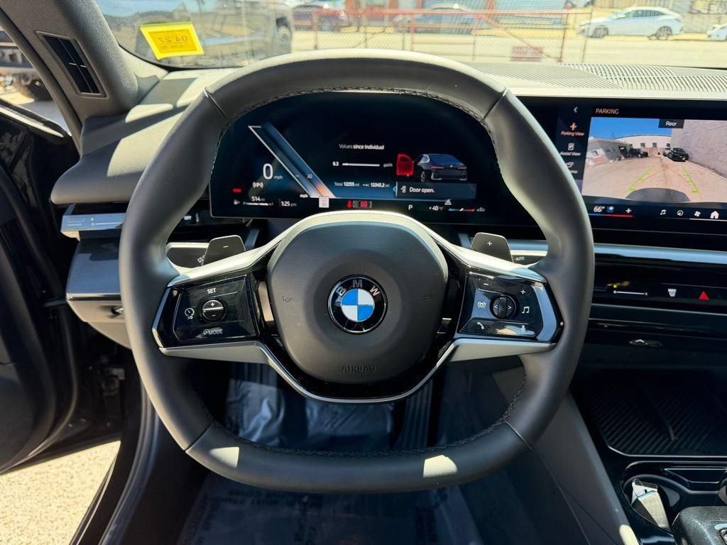 Used 2026 BMW 530i RWD image 29