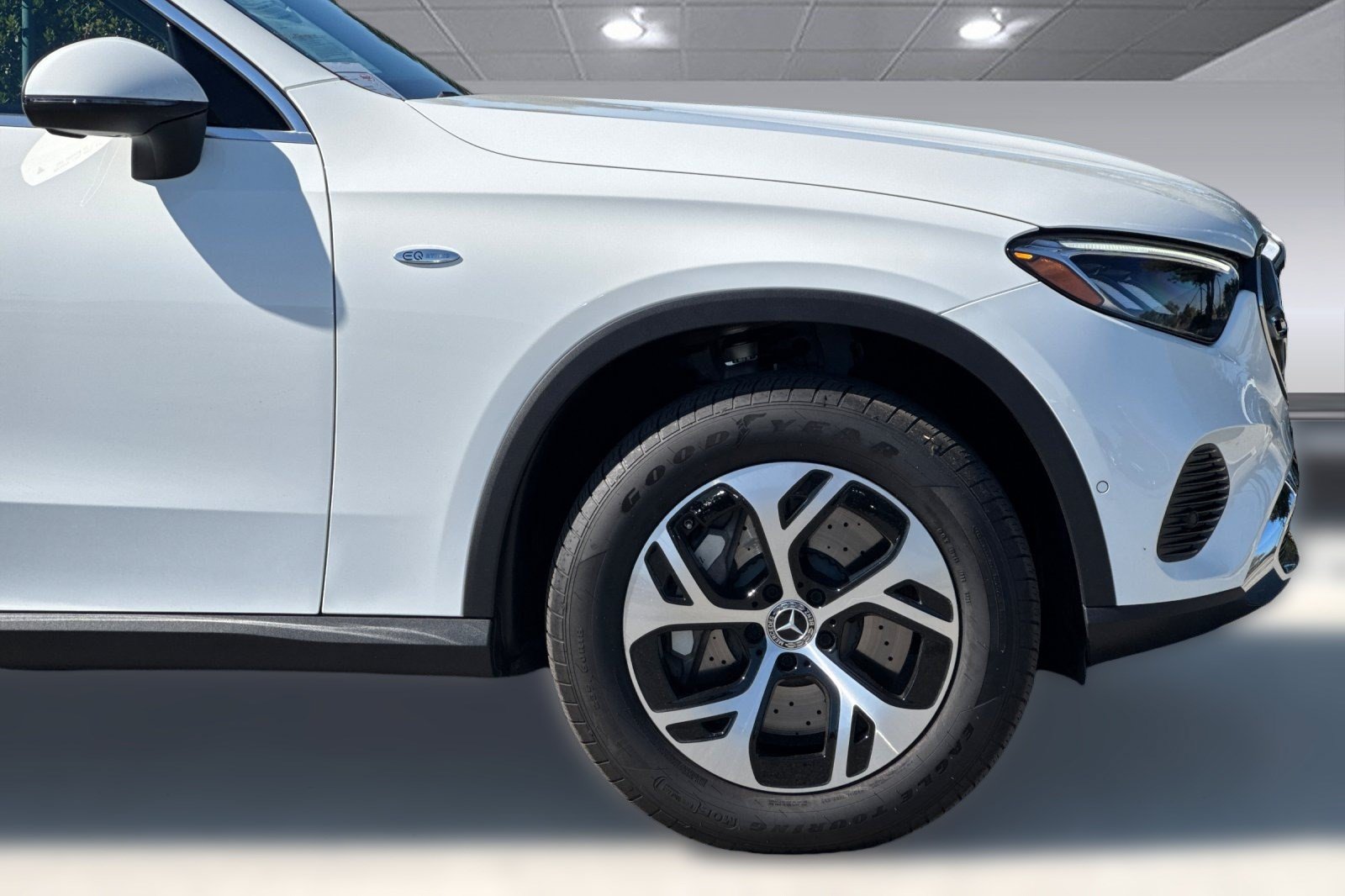 Certified 2025 Mercedes-Benz GLC 350e 4MATIC image 34