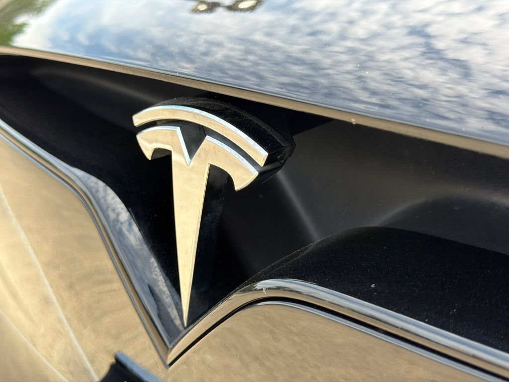 Used 2023 Tesla Model X AWD/4WD image 13
