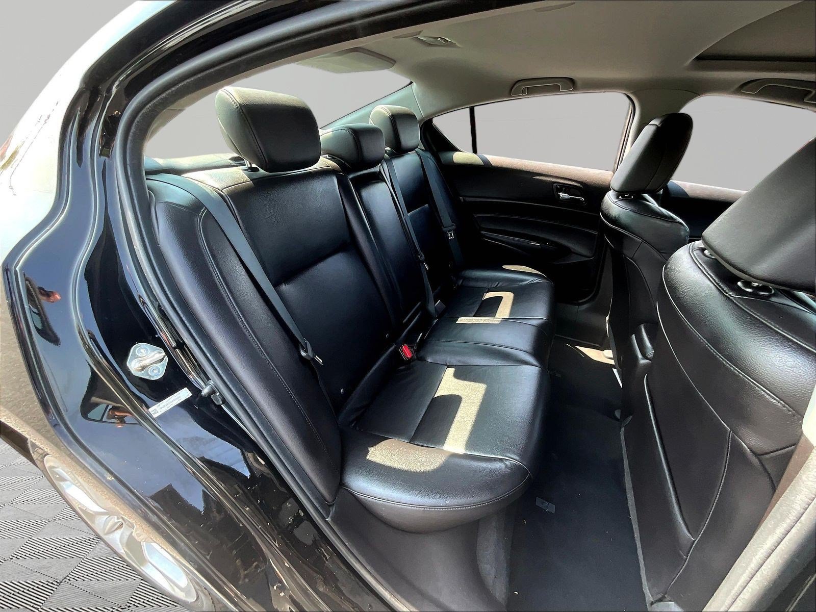 Used 2016 Acura ILX FWD image 22
