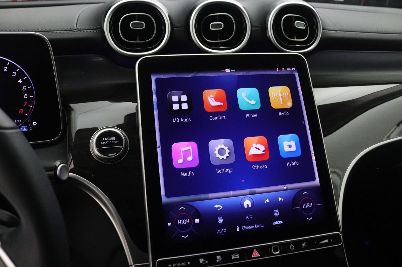 Certified 2025 Mercedes-Benz GLC 350e 4MATIC image 11