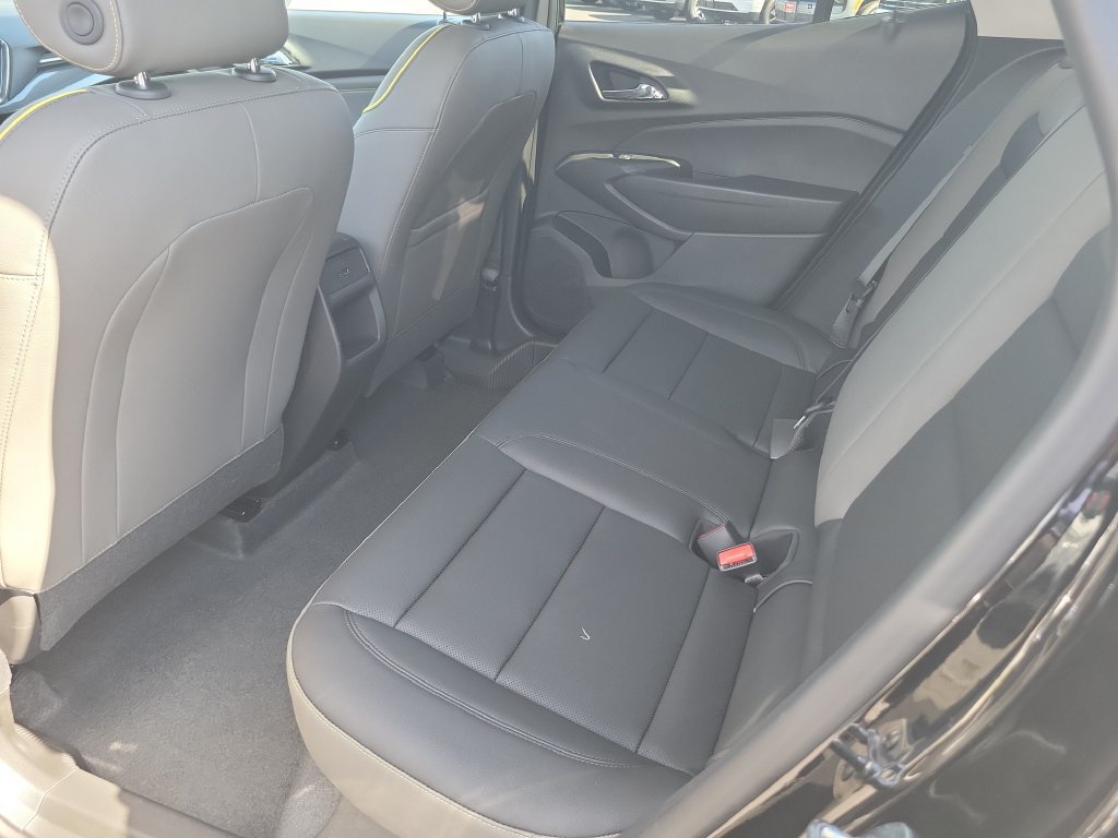 New 2026 Chevrolet Trax ACTIV w/ Driver Confidence Package FWD image 19