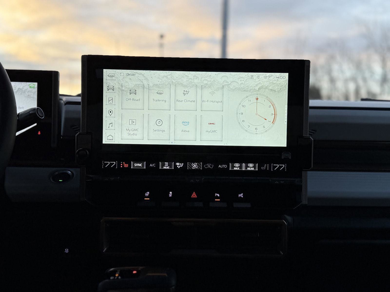 Certified 2025 GMC Hummer EV 2X AWD/4WD image 20
