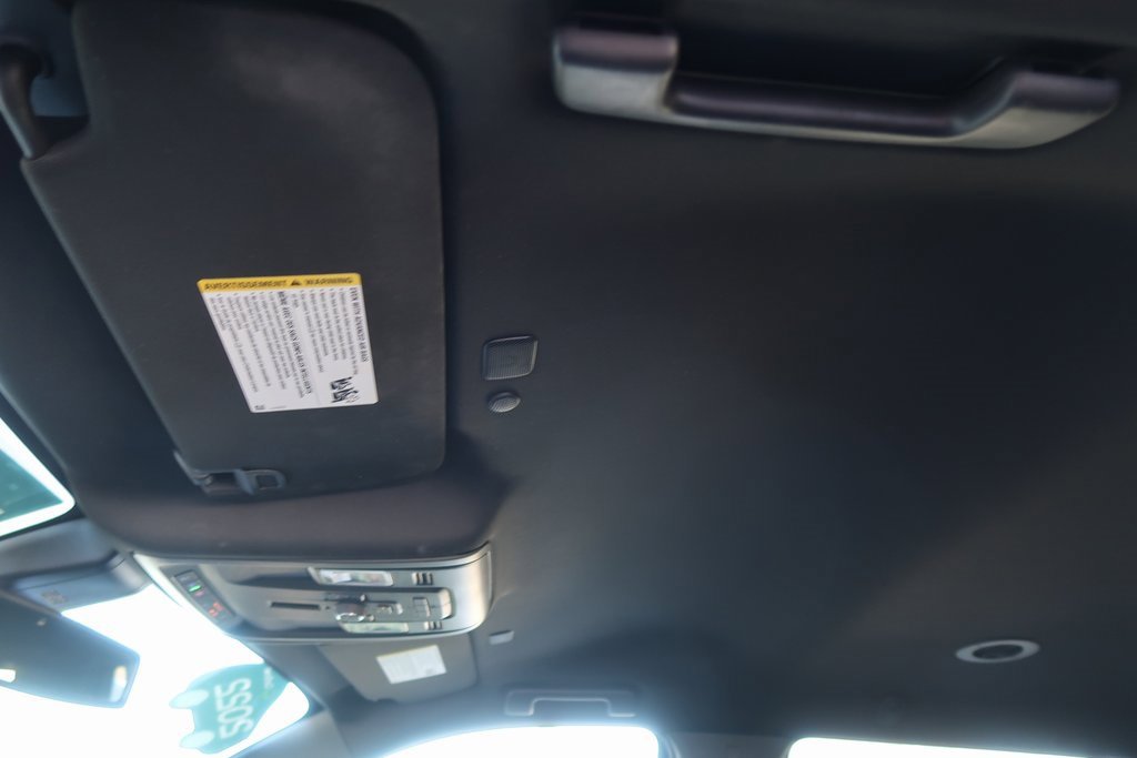 Certified 2022 GMC Yukon Denali image 12