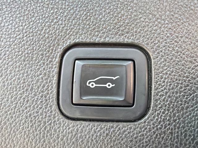 Used 2015 Cadillac SRX Luxury FWD image 19