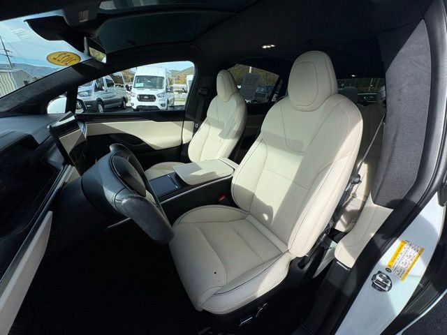 Used 2022 Tesla Model X Plaid image 24