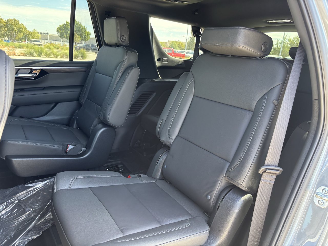 New 2027 Chevrolet Tahoe LT w/ Advanced Technology Package AWD/4WD image 28