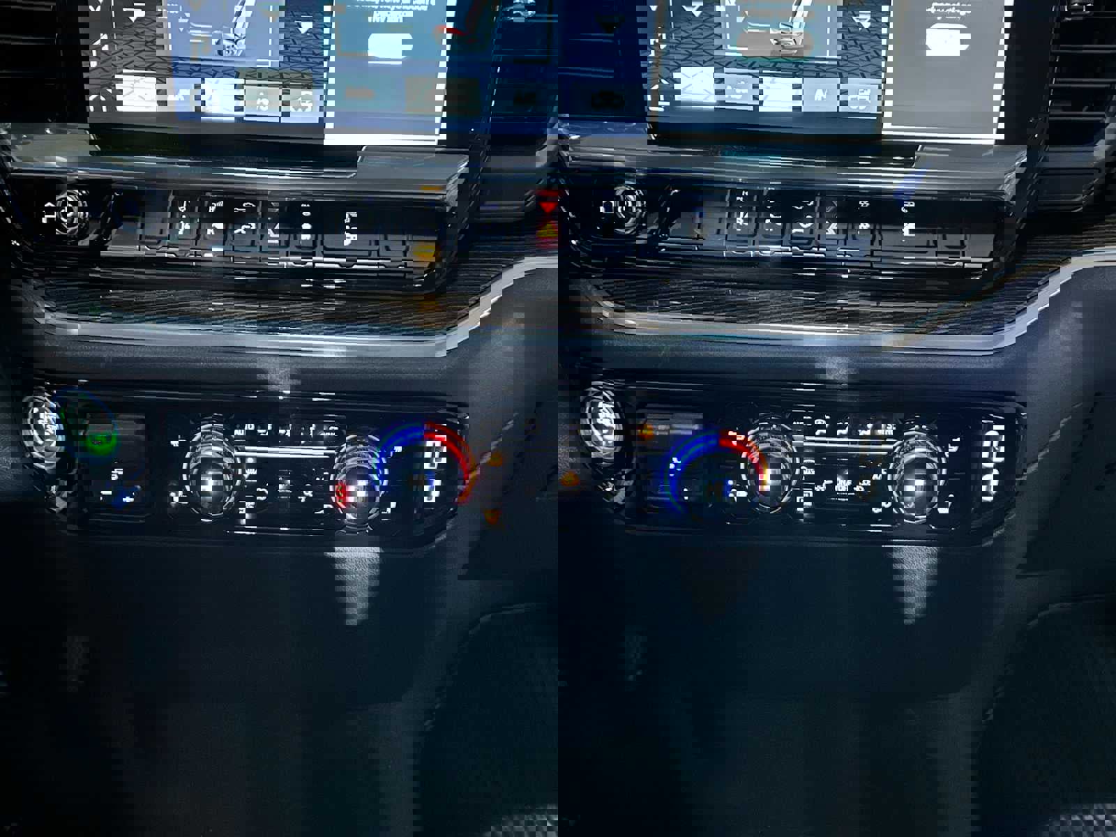 New 2026 GMC Sierra 2500 SLE w/ SLE Value Package; image 27