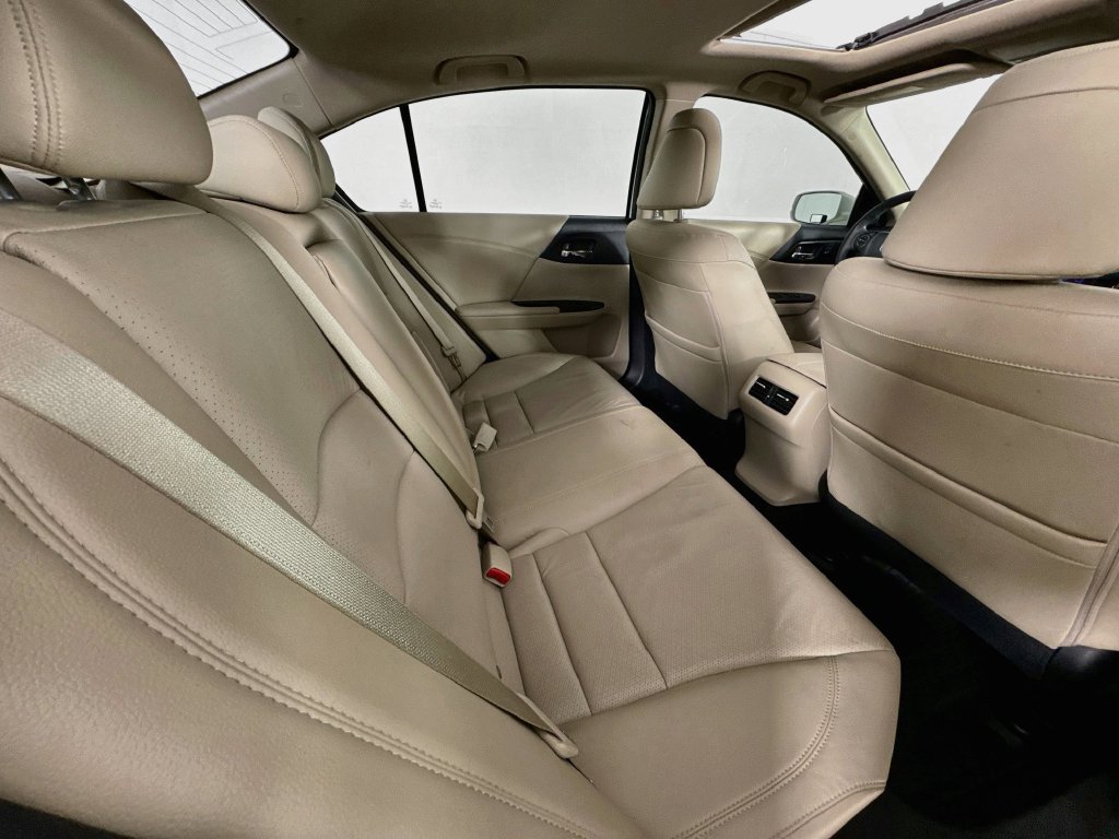 Used 2015 Honda Accord EX-L image 34