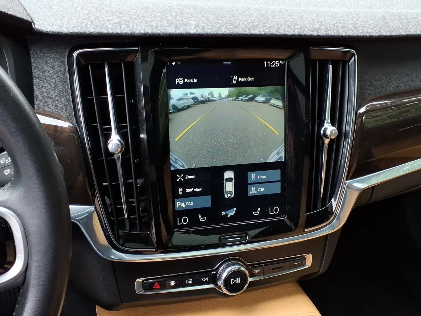 Used 2018 Volvo S90 T6 Momentum w/ Convenience Package AWD/4WD image 22