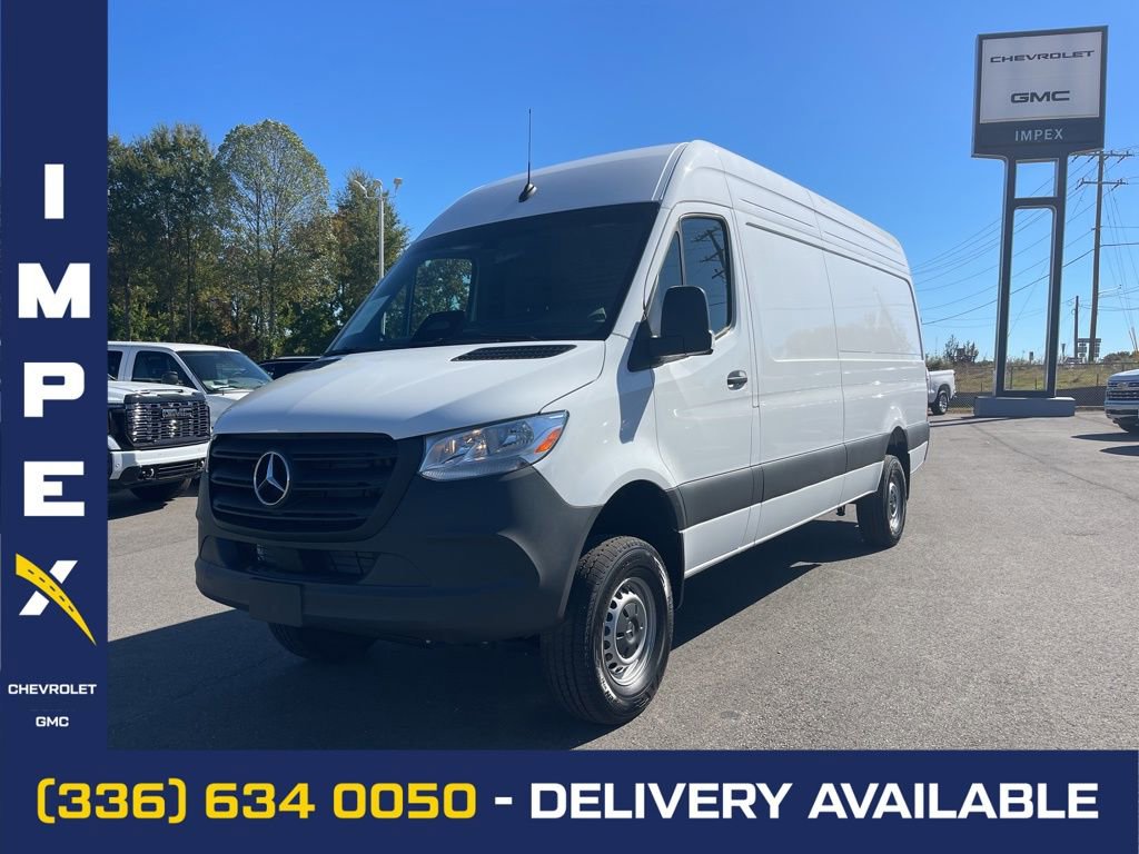 Used 2025 Mercedes-Benz Sprinter 2500 image 1