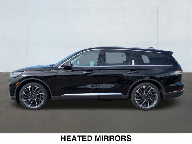 New 2026 Lincoln Aviator Reserve w/ Luxury Package RWD image 3