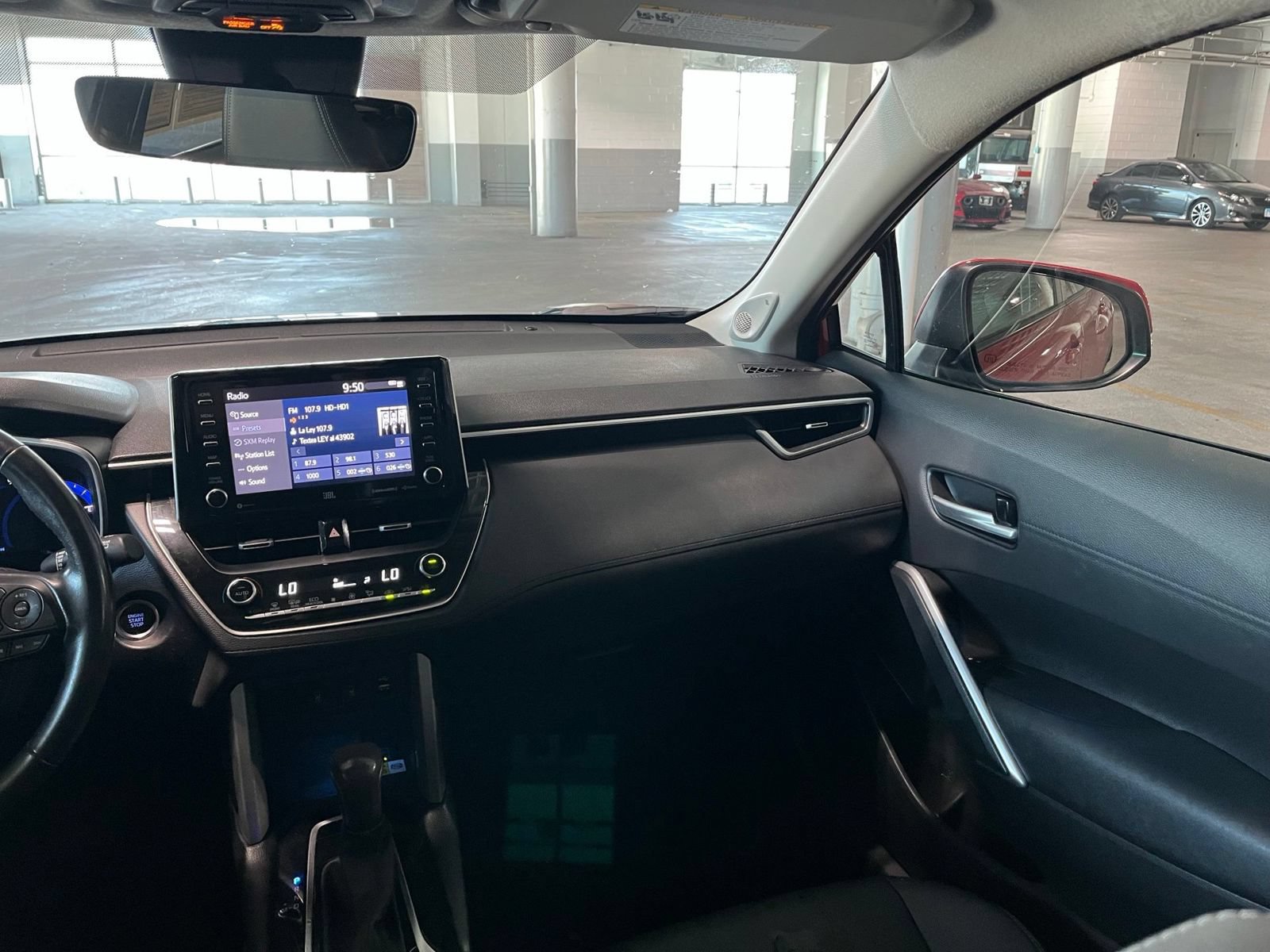 Used 2022 Toyota Corolla Cross XLE w/ Convenience Package AWD/4WD image 40