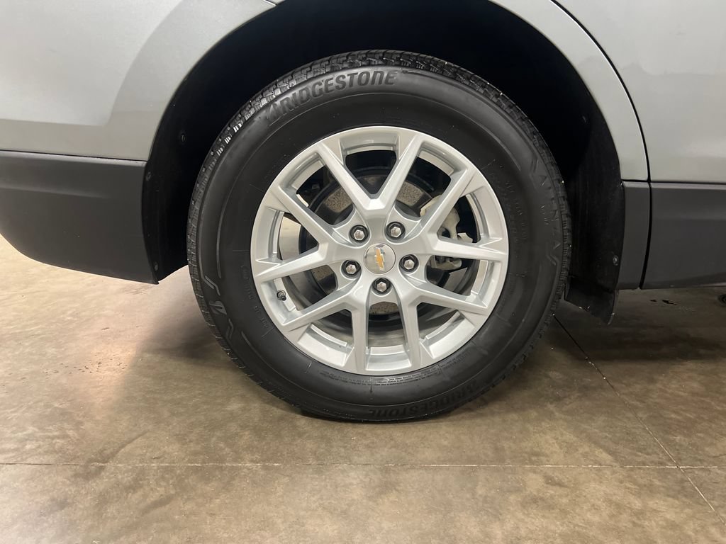 Certified 2024 Chevrolet Equinox LT AWD/4WD image 10