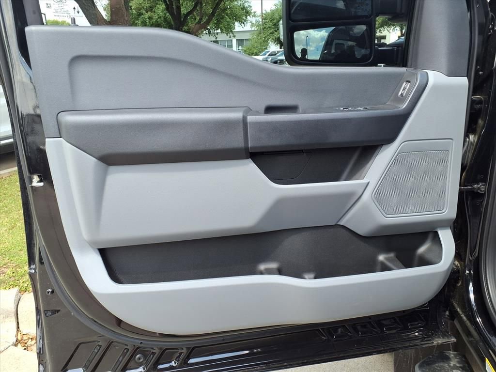 New 2026 Ford F450 XL w/ 360-Degree Camera Package image 21