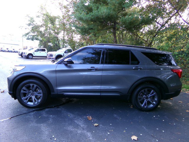 Certified 2024 Ford Explorer XLT w/ Equipment Group 202A AWD/4WD image 6