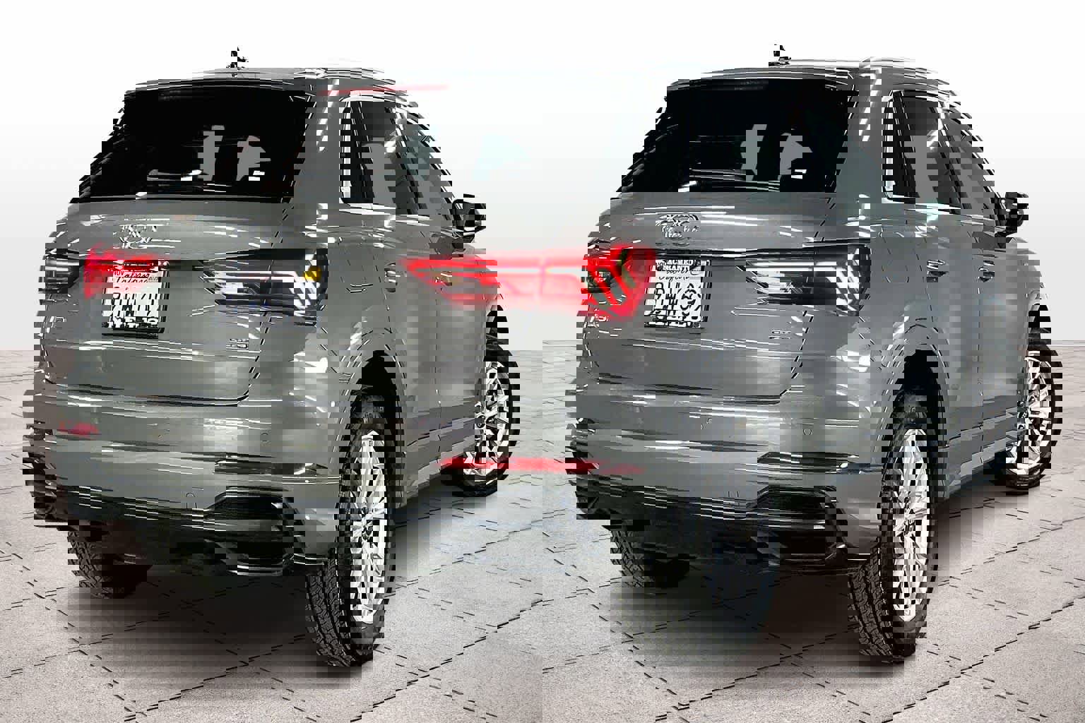 Used 2022 Audi Q3 2.0T Premium w/ Convenience Package image 15