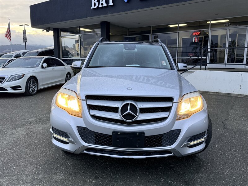 Used 2015 Mercedes-Benz GLK 350 4MATIC image 2