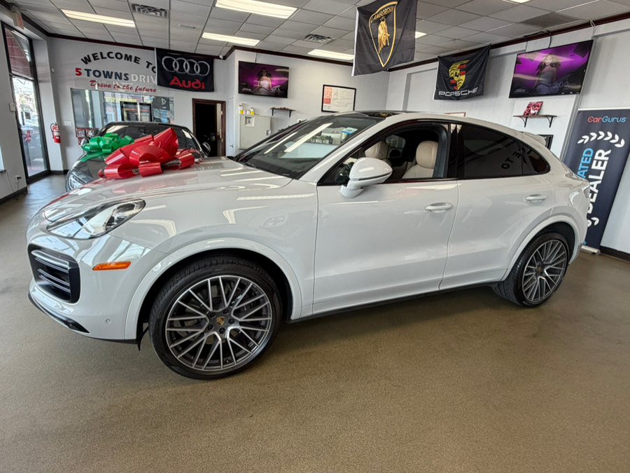 Used 2023 Porsche Cayenne Platinum Edition AWD/4WD image 9
