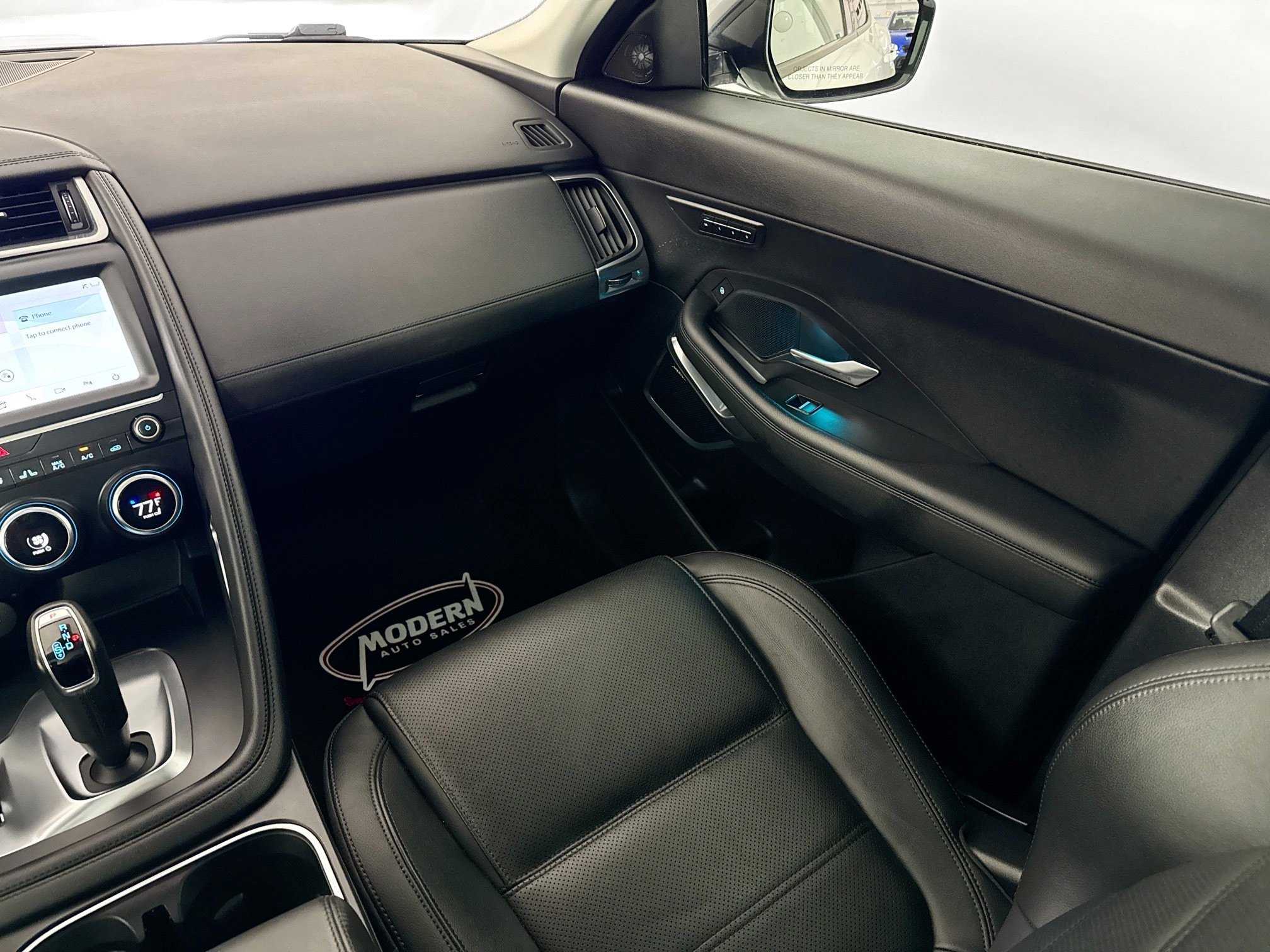 Used 2020 Jaguar E-PACE image 31