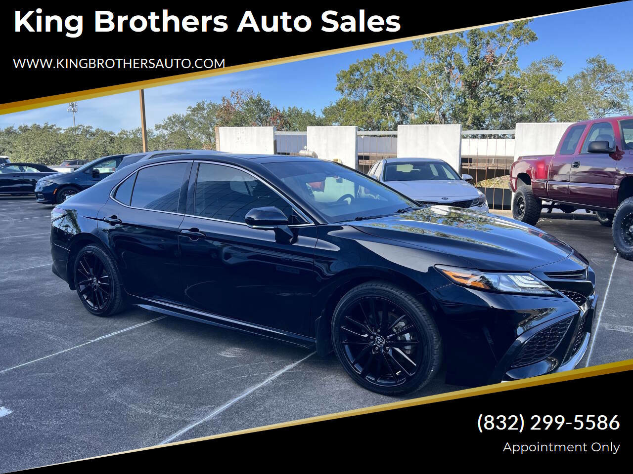 Used 2024 Toyota Camry XSE w/ Navigation Package image 1