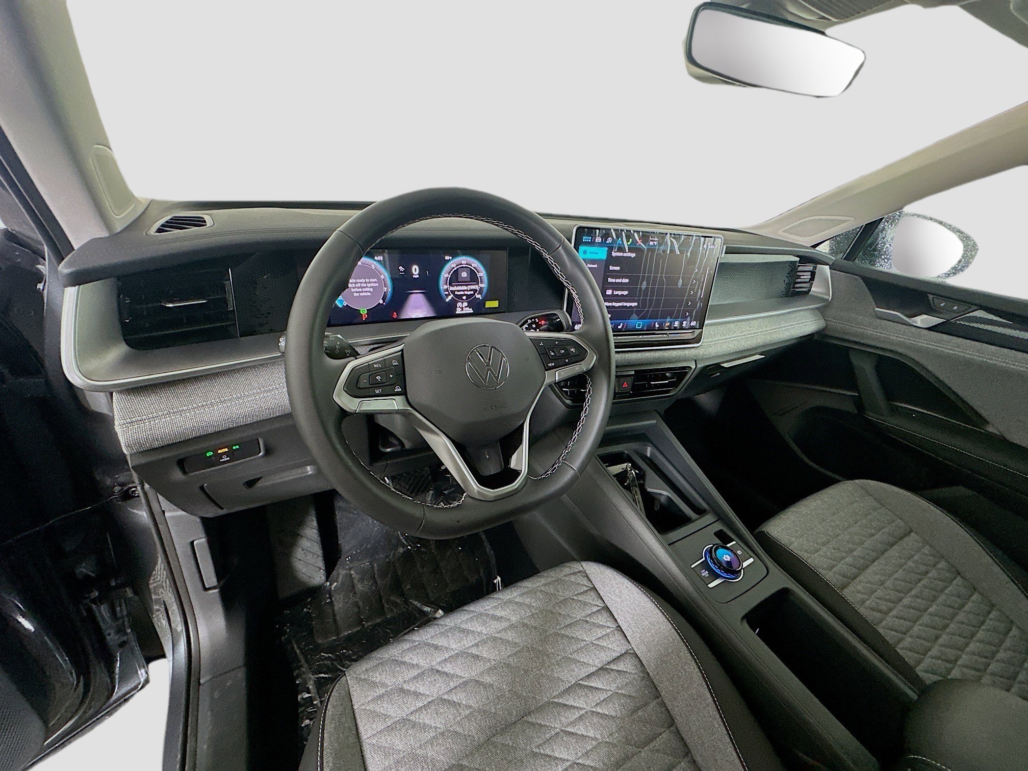Certified 2025 Volkswagen Tiguan S FWD image 6