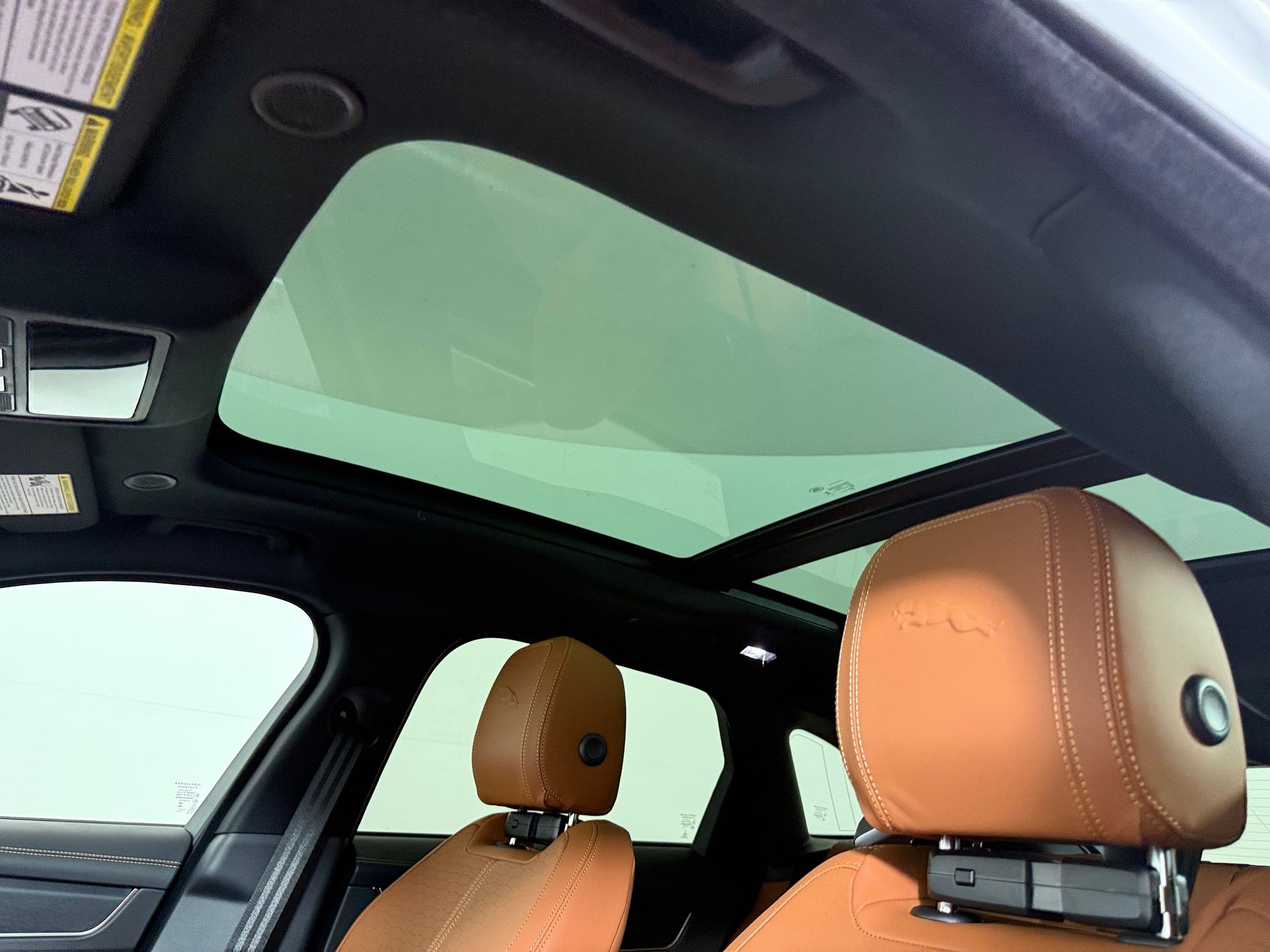 New 2026 Jaguar F-PACE R-Dynamic S AWD/4WD image 21