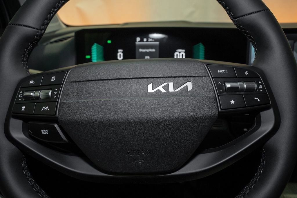 New 2026 Kia Sportage LX image 17