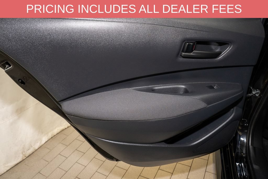 Used 2023 Toyota Corolla LE FWD image 9