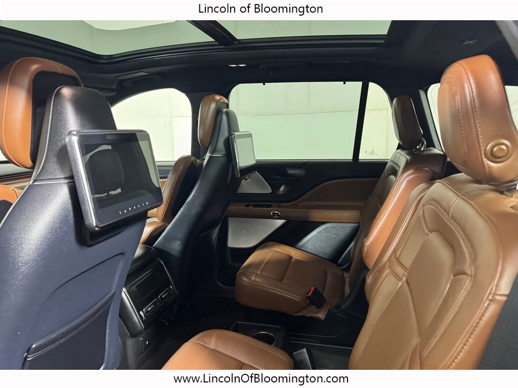 Used 2023 Lincoln Aviator Grand Touring w/ Equipment Group 301A AWD/4WD image 37