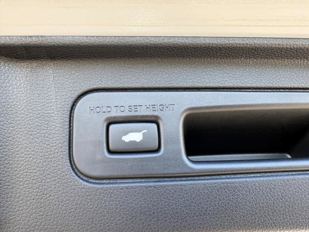 Used 2025 Honda Pilot Elite image 30