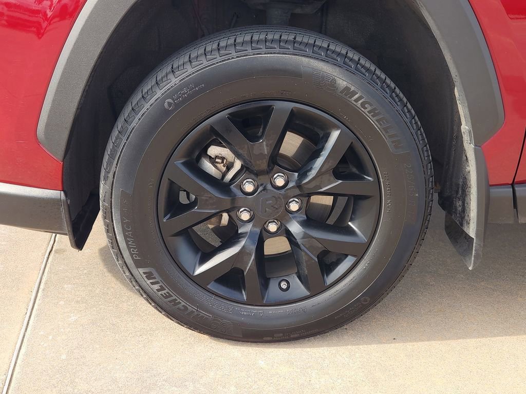 Used 2024 Toyota RAV4 LE image 14