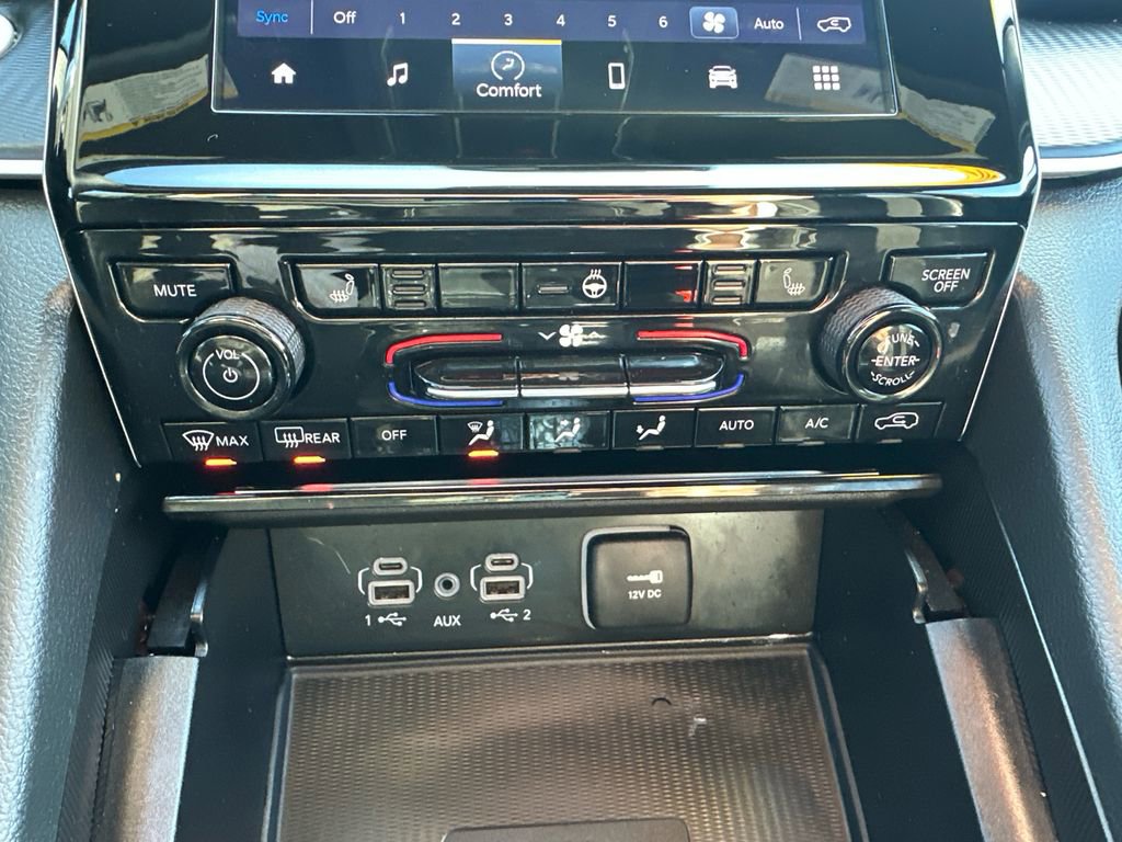 Used 2024 Jeep Grand Cherokee Altitude image 15