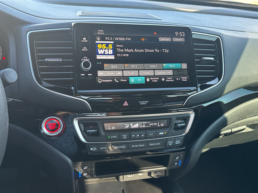 Used 2025 Honda Ridgeline Black Edition image 16