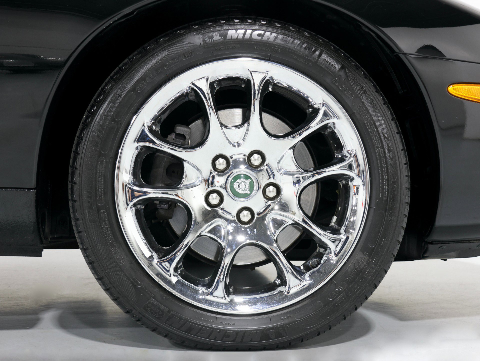 Used 2002 Jaguar XK8 Coupe image 92