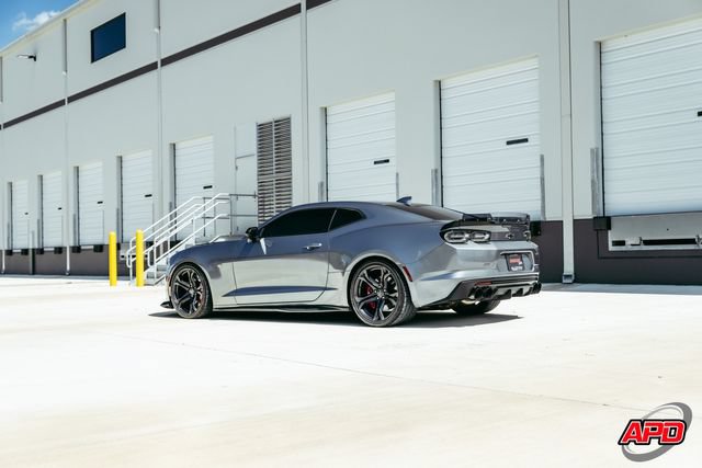 Used 2020 Chevrolet Camaro SS RWD image 49