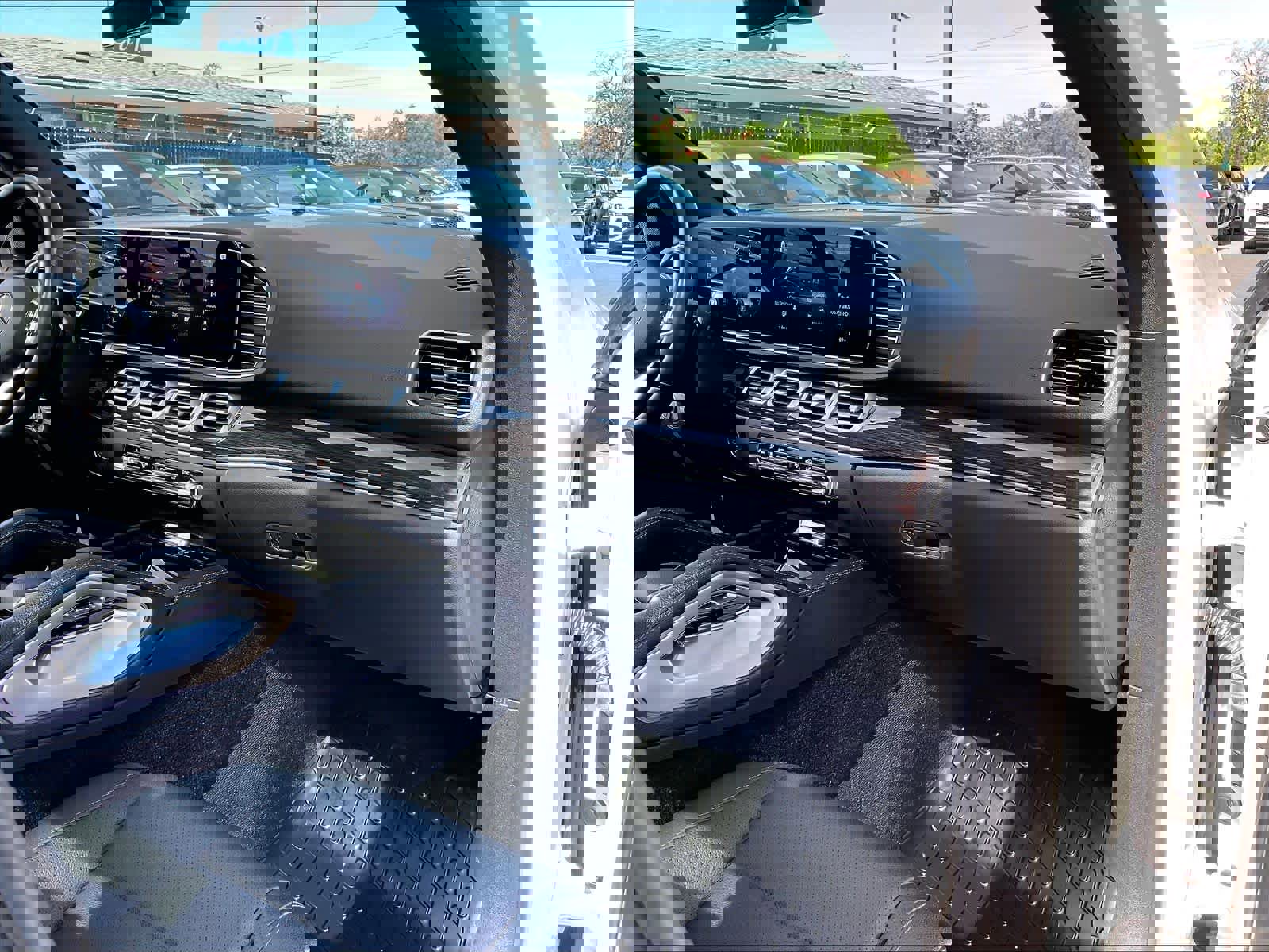 Used 2022 Mercedes-Benz GLE 350 image 18