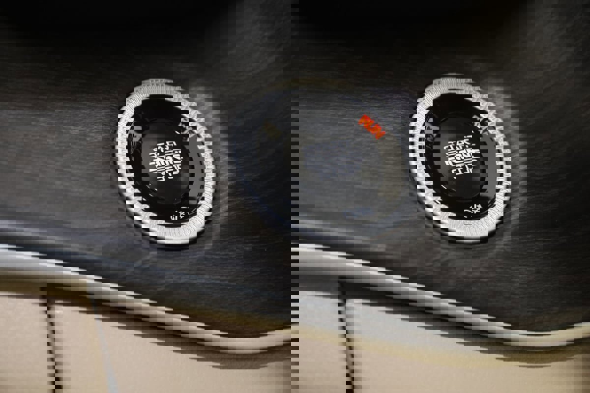 Used 2024 Jeep Grand Cherokee Limited w/ Luxury Tech Group II image 31