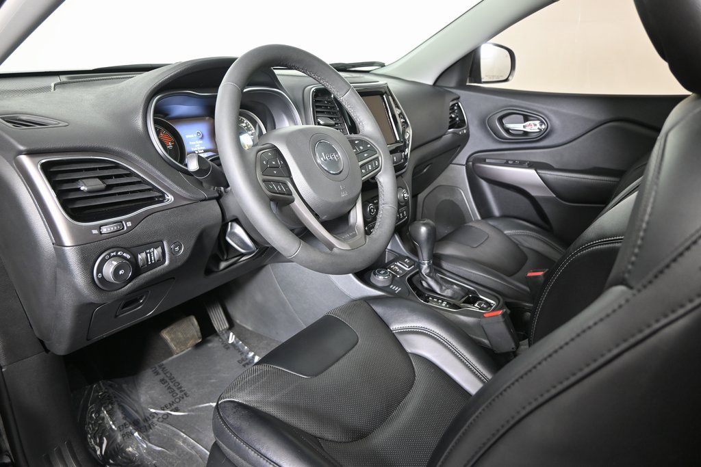 Used 2022 Jeep Cherokee Limited image 23