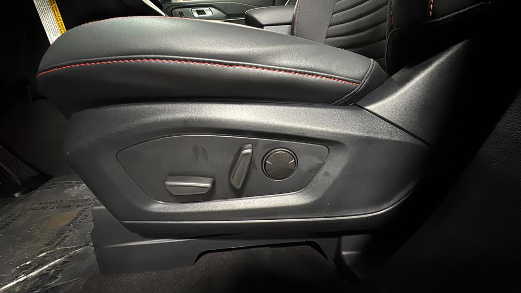 New 2026 Ford Explorer ST-Line w/ ST-Line Street Pack image 26