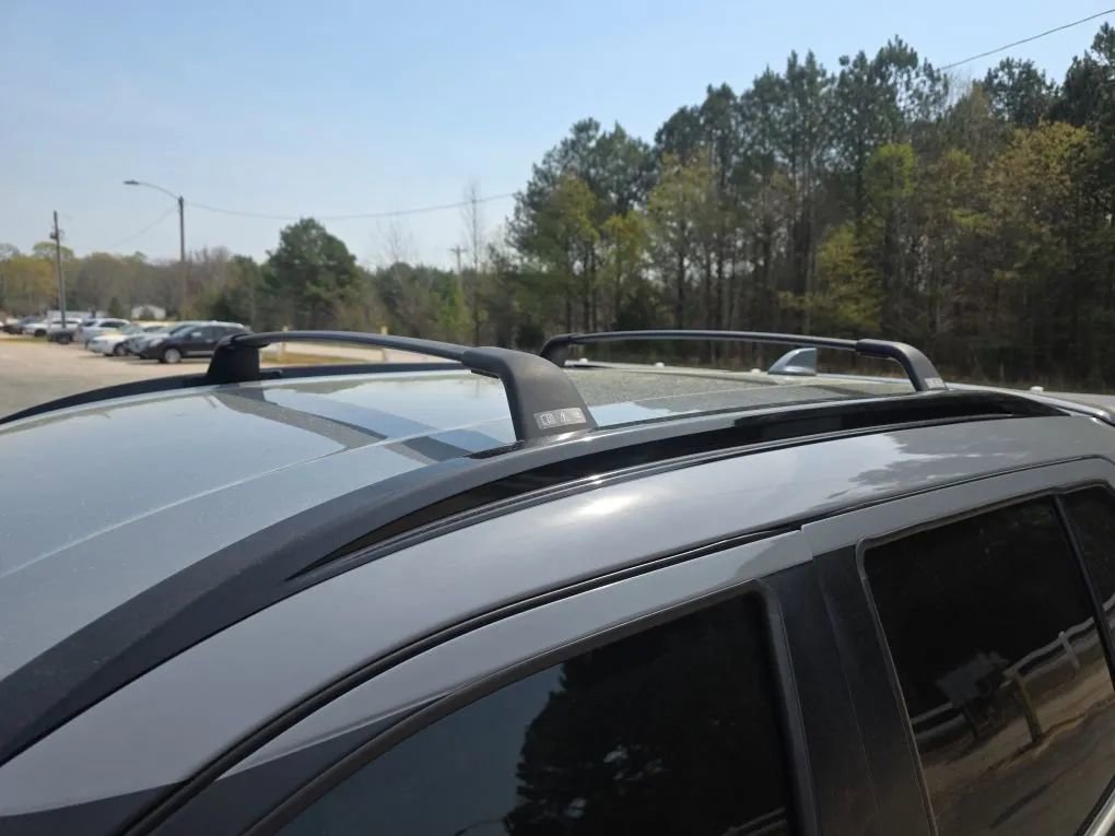 Used 2021 Nissan Kicks SR w/ Interior Electronics Package image 12