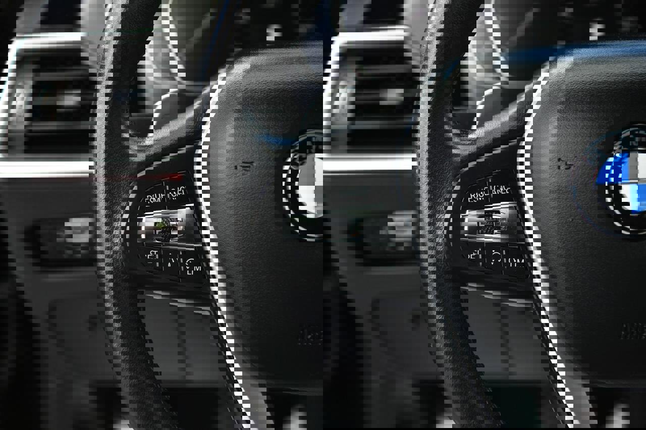 Used 2021 BMW 330i Sedan w/ Convenience Package image 20