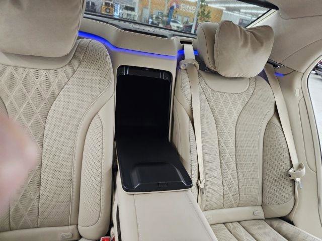 Used 2017 Mercedes-Benz S 550 4MATIC Sedan w/ Premium Package image 38
