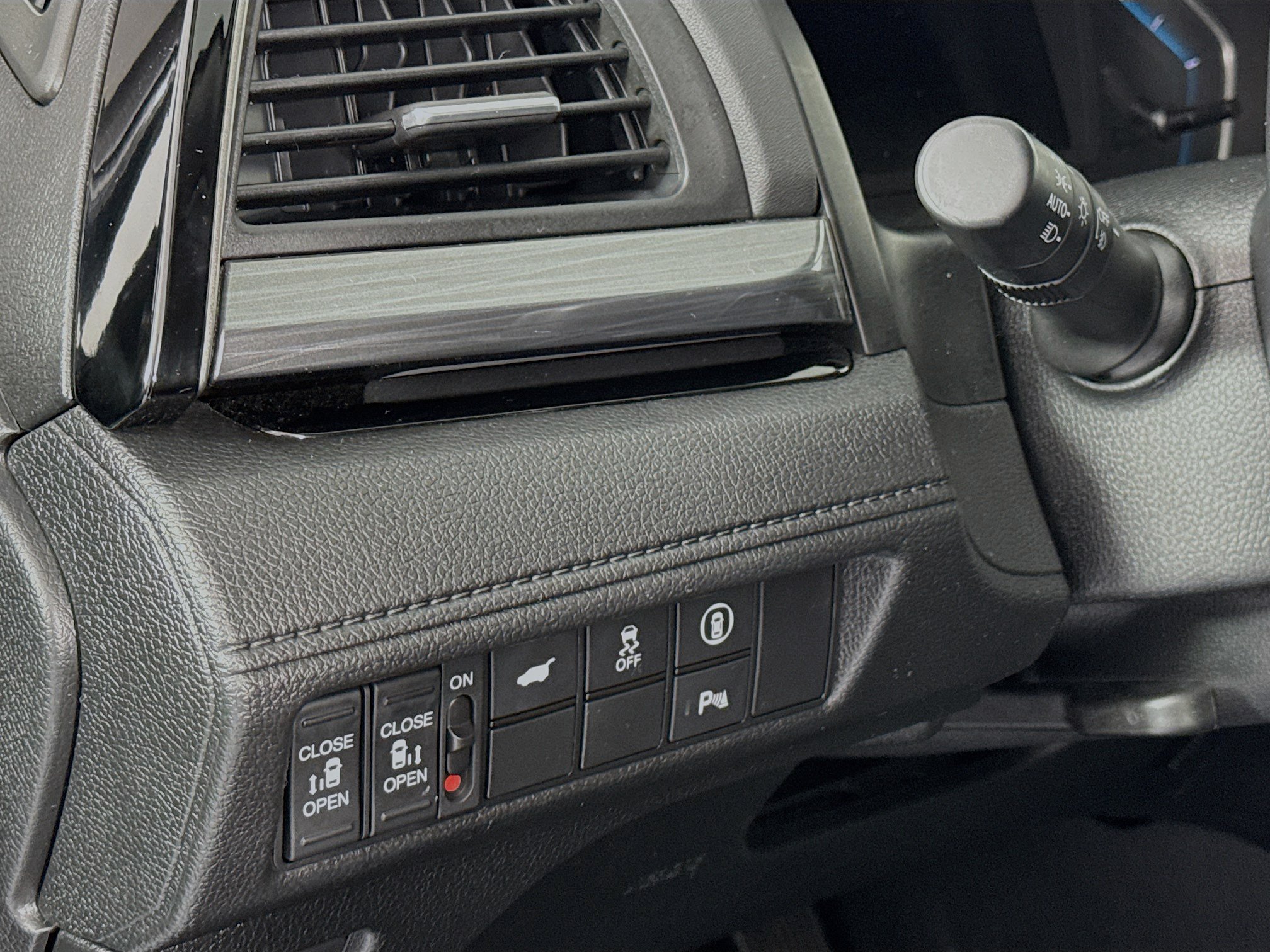 Certified 2024 Honda Odyssey Elite image 10