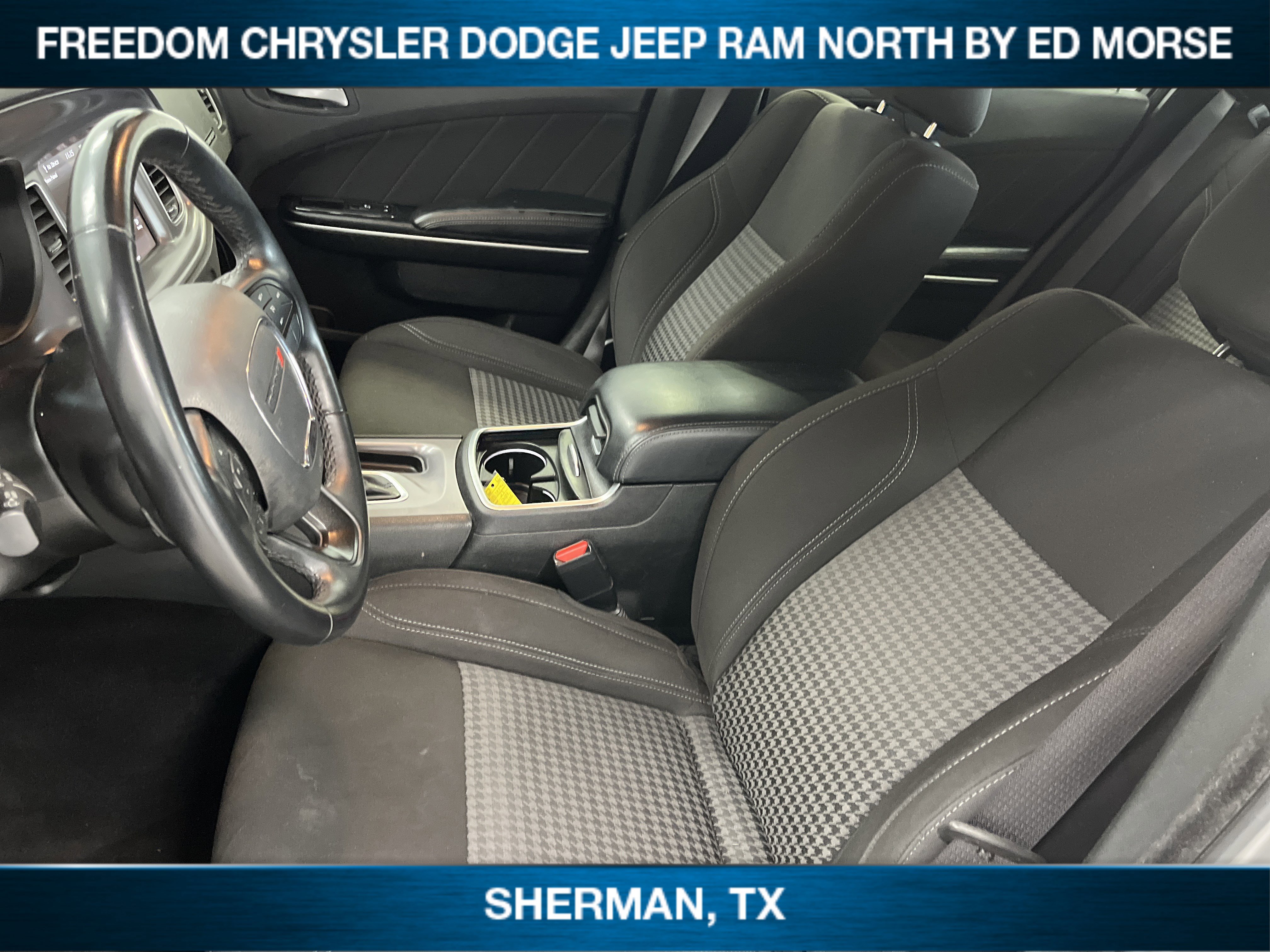 Used 2023 Dodge Charger SXT image 8