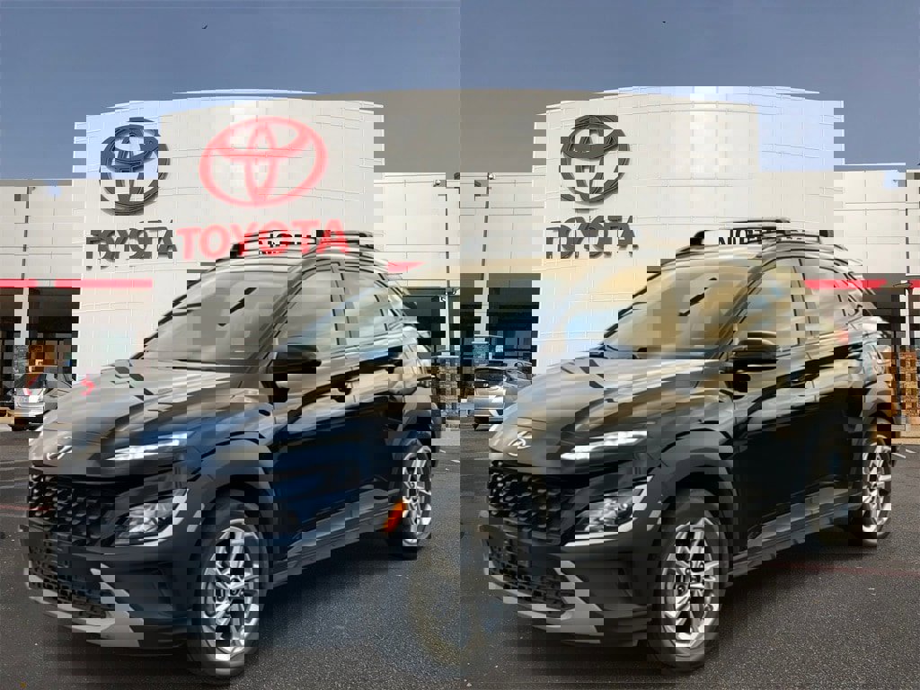 Used 2023 Hyundai Kona SEL