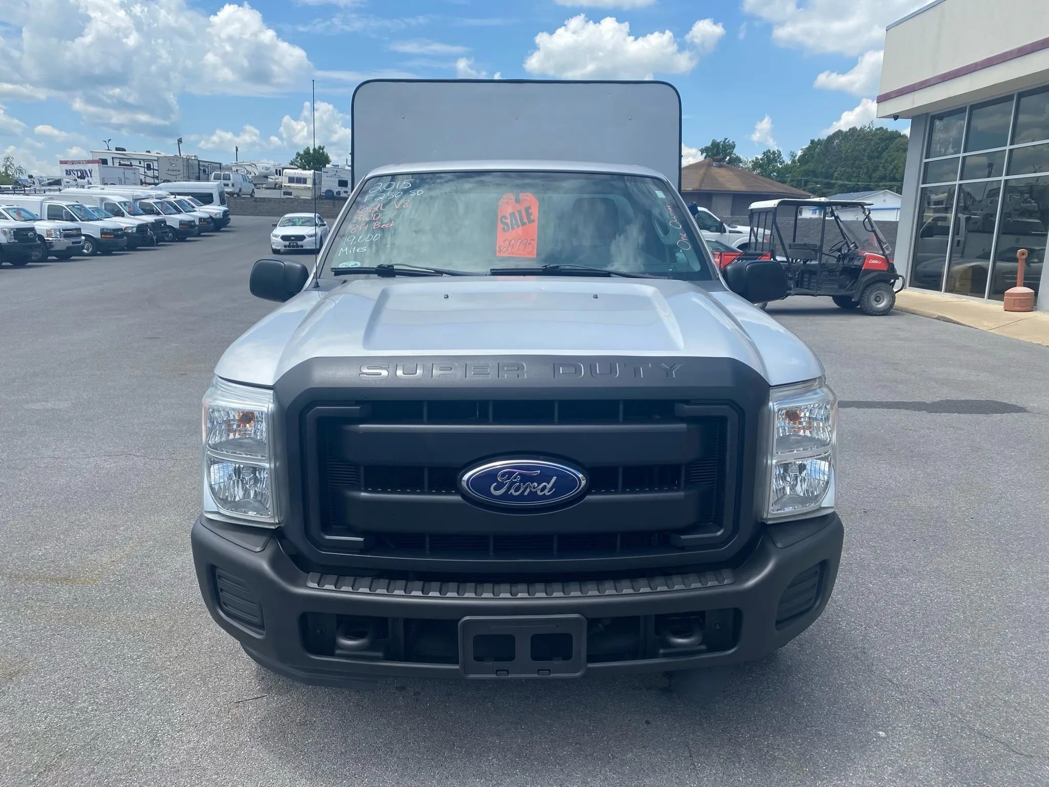 Used 2015 Ford F250 XL RWD image 2
