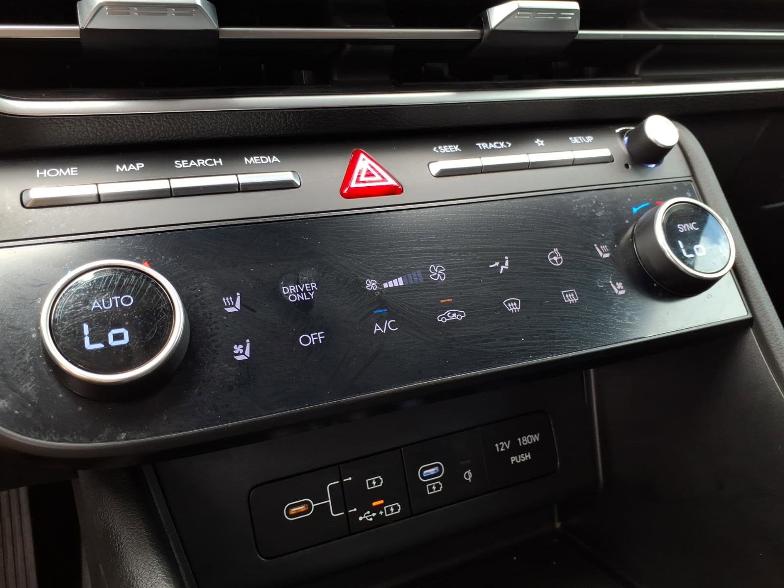 Certified 2025 Hyundai Sonata Limited FWD image 22